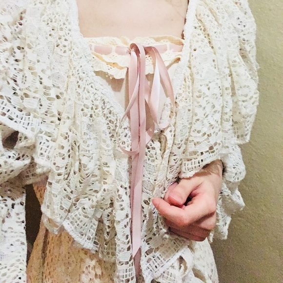 Meet your Posher, Elaina - Picture 1 of 1